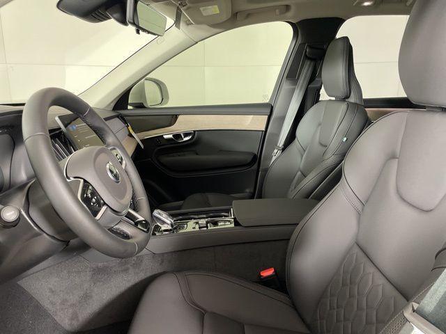 new 2025 Volvo XC90 Plug-In Hybrid car, priced at $72,639