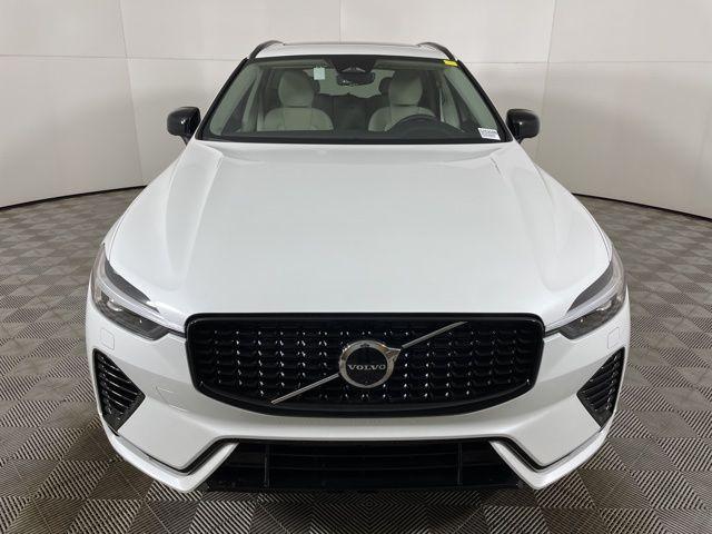 new 2025 Volvo XC60 Plug-In Hybrid car, priced at $63,235
