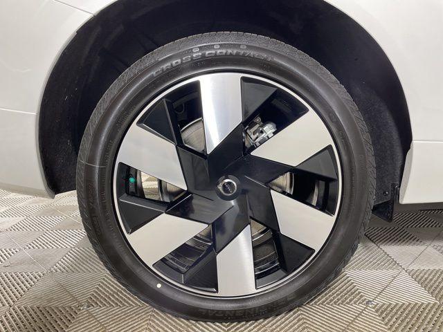 new 2025 Volvo XC60 Plug-In Hybrid car, priced at $63,235