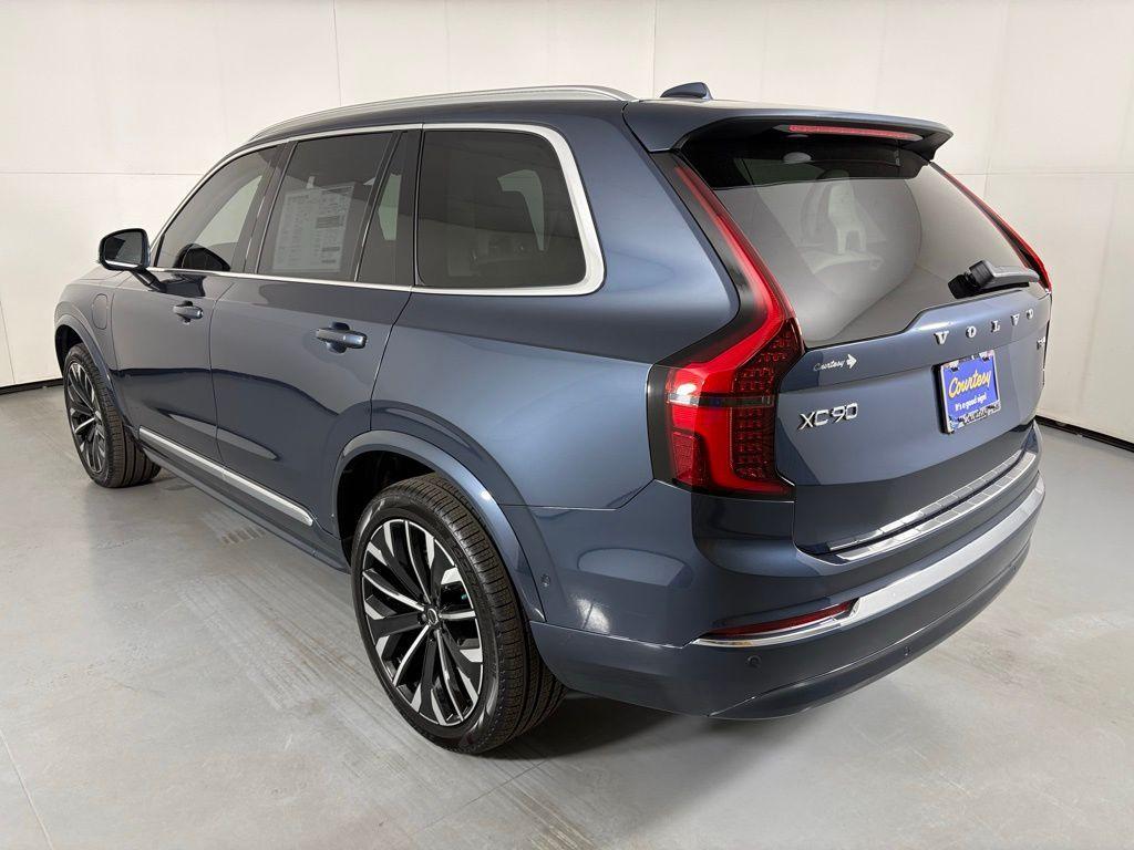 new 2026 Volvo XC90 Plug-In Hybrid car, priced at $82,745
