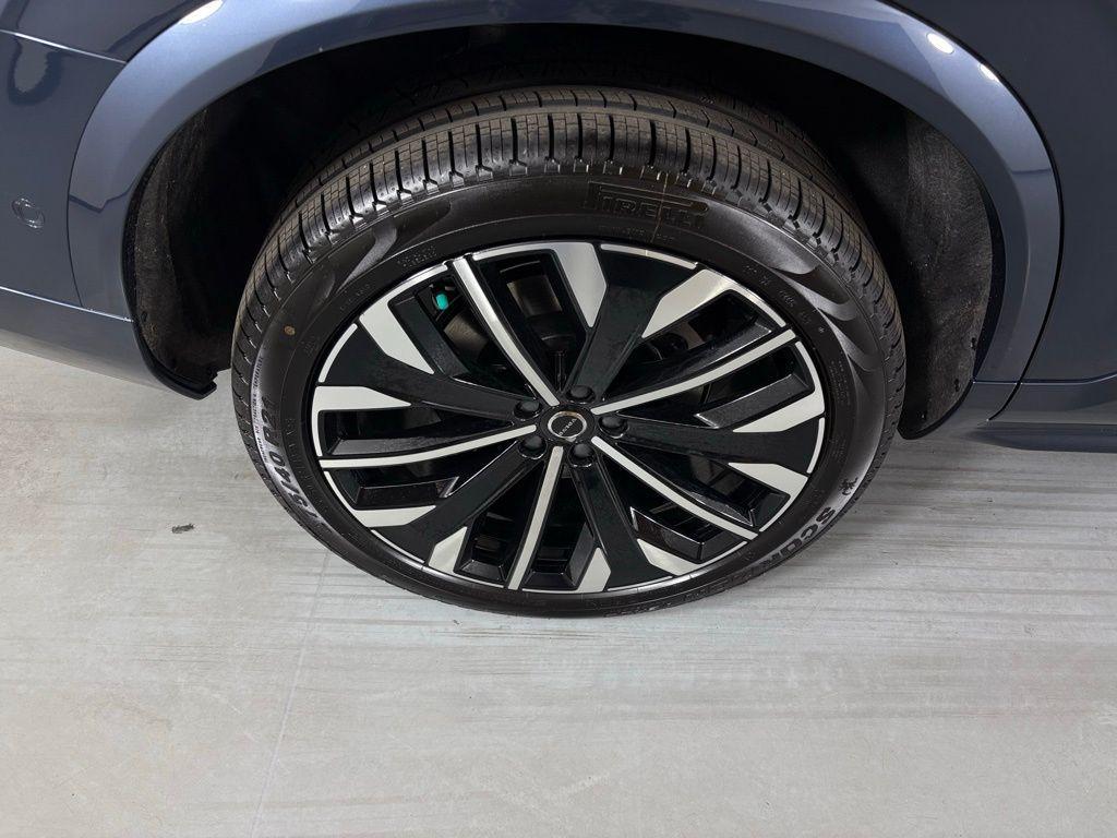 new 2026 Volvo XC90 Plug-In Hybrid car, priced at $82,745