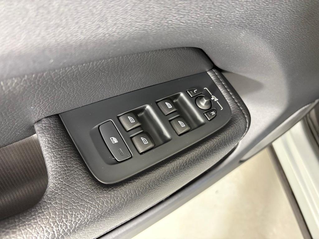 used 2018 Volvo XC60 car, priced at $17,500