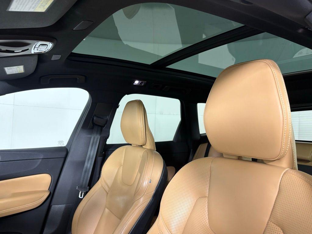 used 2021 Volvo XC60 car, priced at $20,599