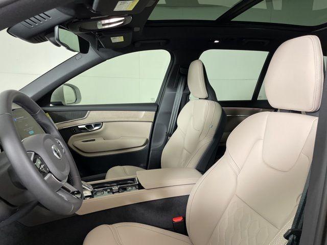 new 2025 Volvo XC90 Plug-In Hybrid car, priced at $66,595