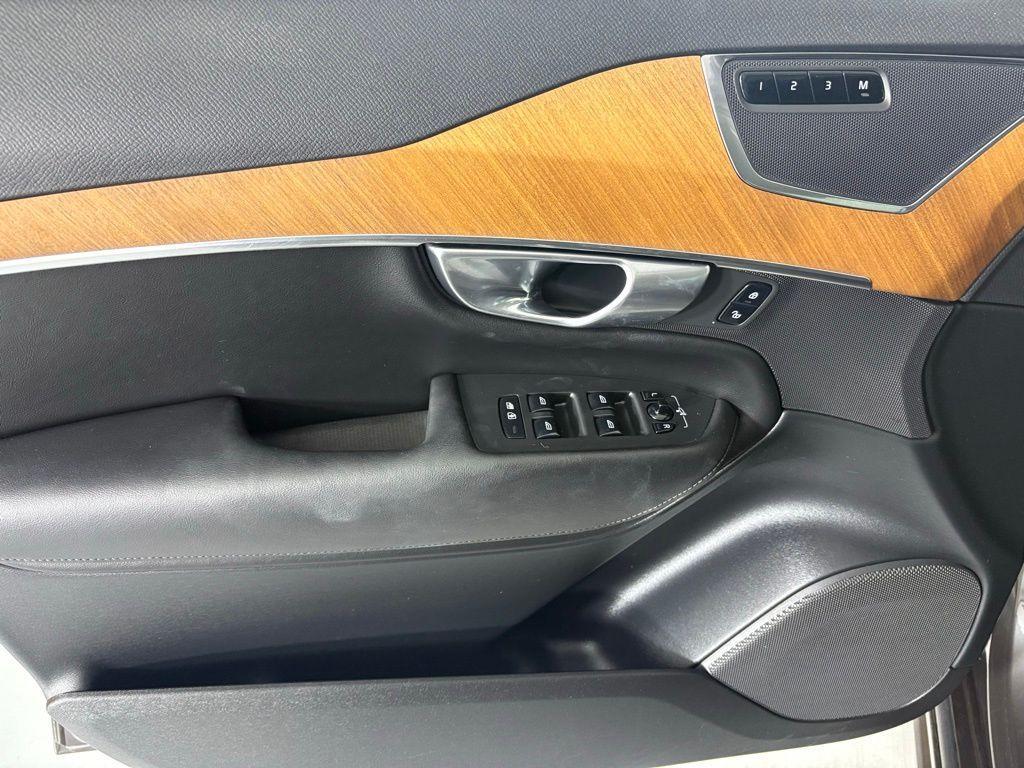 used 2023 Volvo XC90 Recharge Plug-In Hybrid car, priced at $43,500