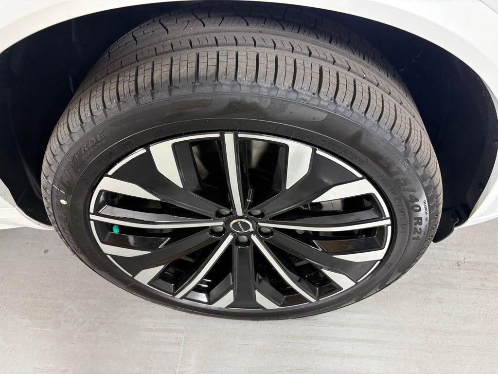 new 2026 Volvo XC90 Plug-In Hybrid car, priced at $83,995