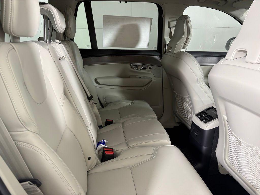 new 2026 Volvo XC90 Plug-In Hybrid car, priced at $83,995