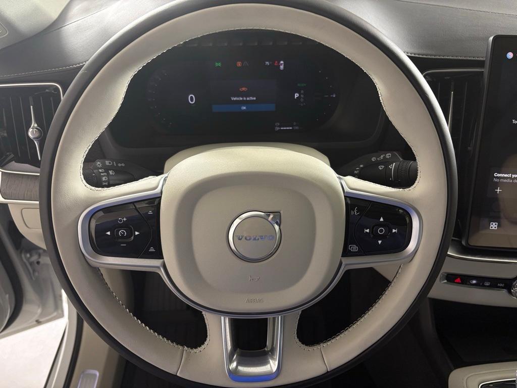 new 2026 Volvo XC90 Plug-In Hybrid car, priced at $85,580