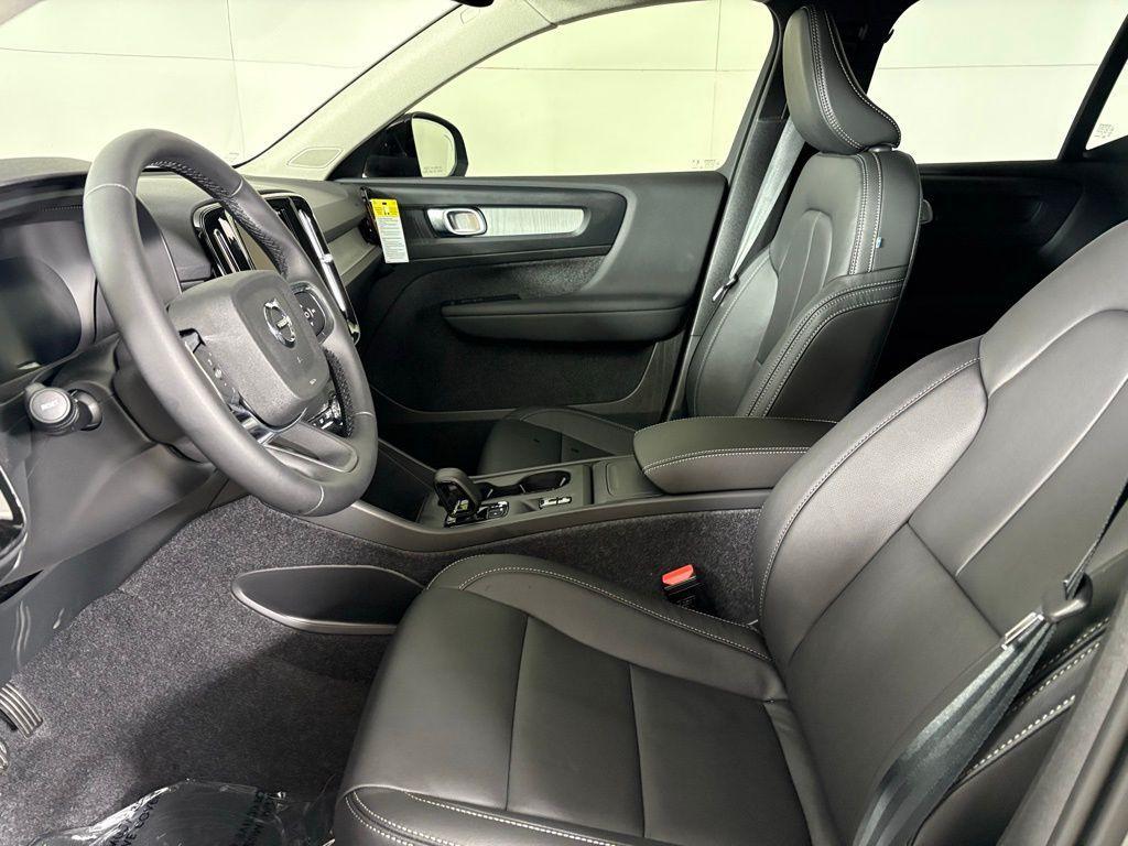 new 2026 Volvo XC40 car, priced at $39,545