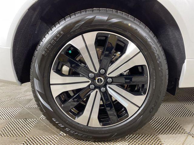 new 2025 Volvo XC60 Plug-In Hybrid car, priced at $55,000