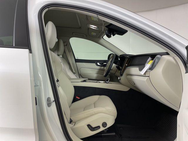 new 2025 Volvo XC60 Plug-In Hybrid car, priced at $55,000