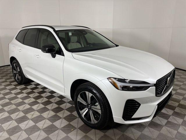 new 2025 Volvo XC60 Plug-In Hybrid car, priced at $55,000