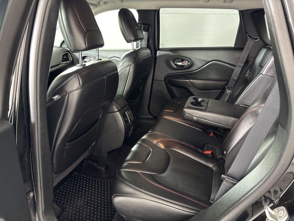 used 2019 Jeep Cherokee car, priced at $15,500