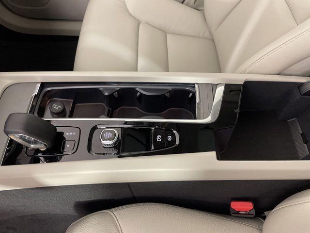 new 2025 Volvo XC60 Plug-In Hybrid car, priced at $57,235