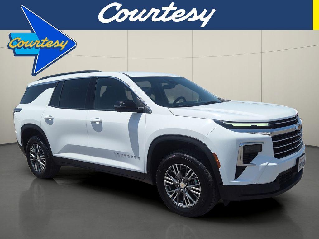 used 2024 Chevrolet Traverse car, priced at $34,099