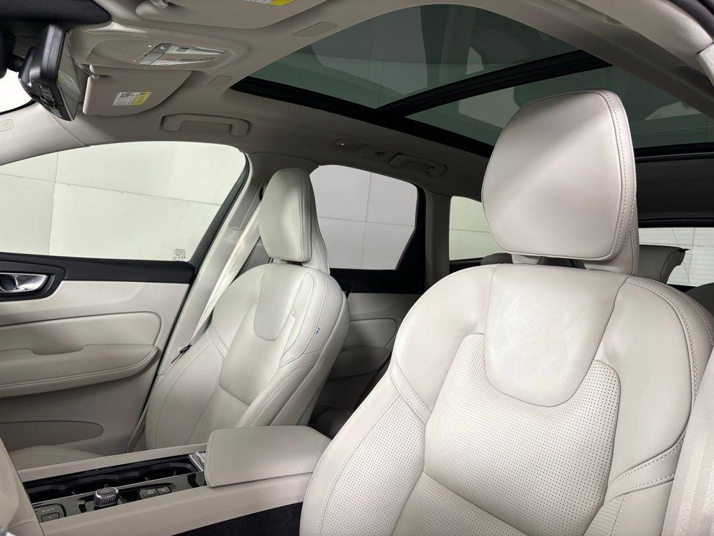 new 2026 Volvo XC60 car, priced at $63,870