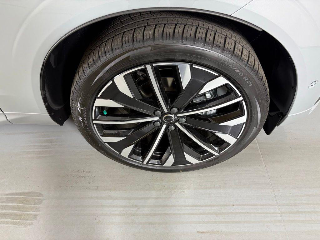 new 2026 Volvo XC60 car, priced at $63,870