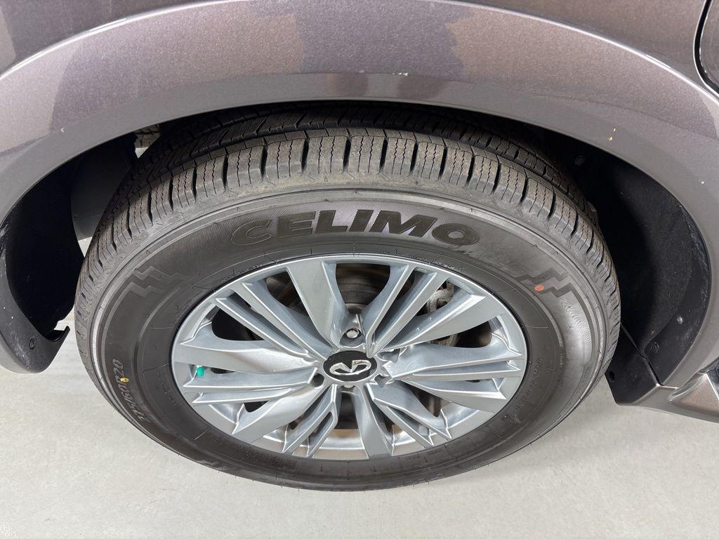 used 2024 INFINITI QX80 car, priced at $33,500