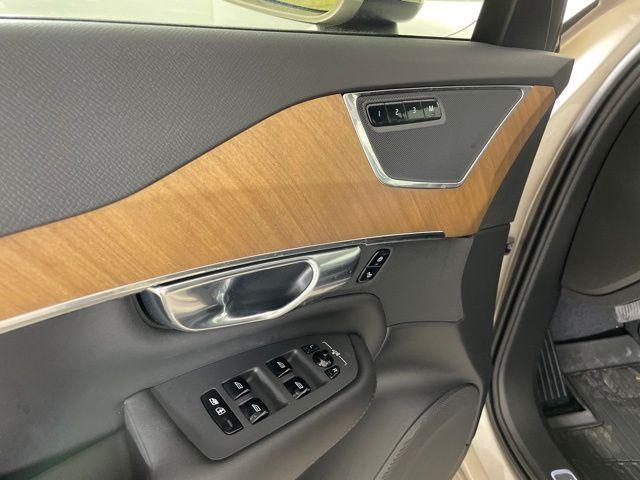 new 2025 Volvo XC90 car, priced at $58,000