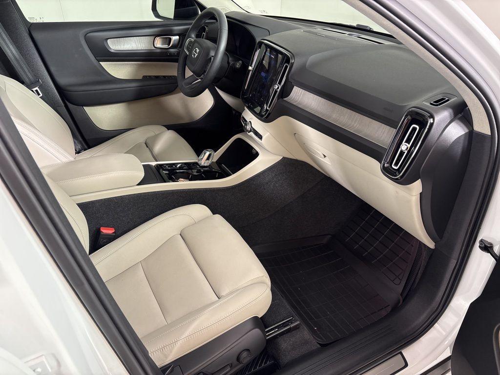 used 2024 Volvo XC40 car, priced at $34,500