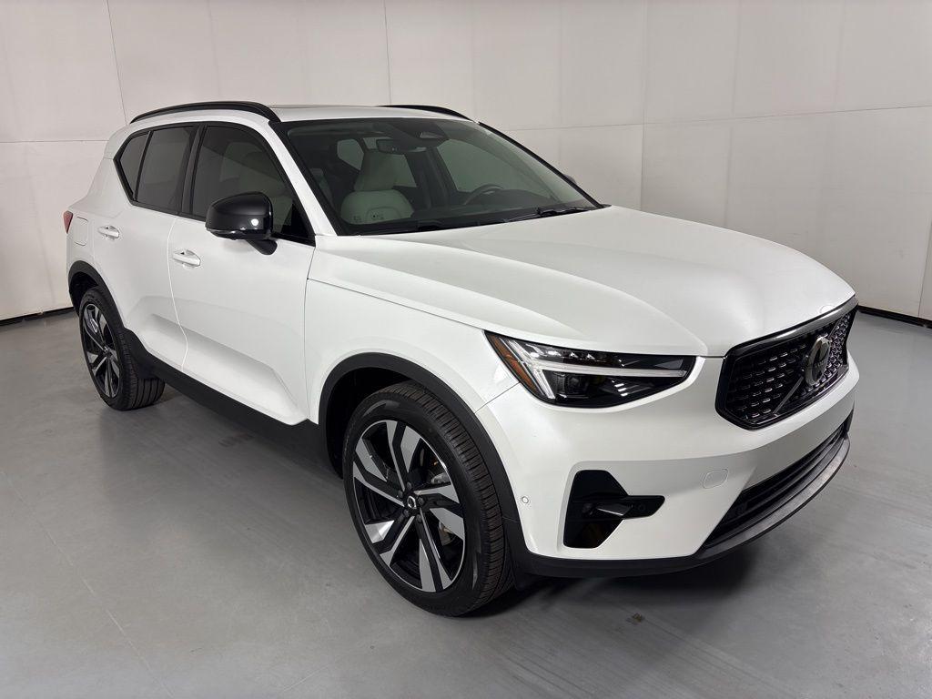 used 2024 Volvo XC40 car, priced at $34,500
