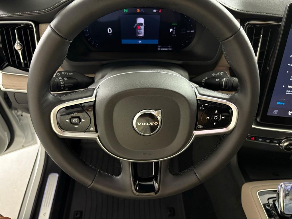 new 2026 Volvo XC90 Plug-In Hybrid car, priced at $78,035