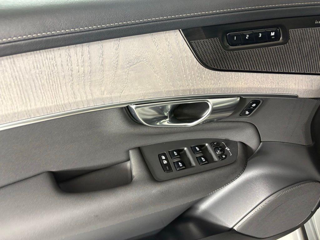 new 2026 Volvo XC90 car, priced at $74,844
