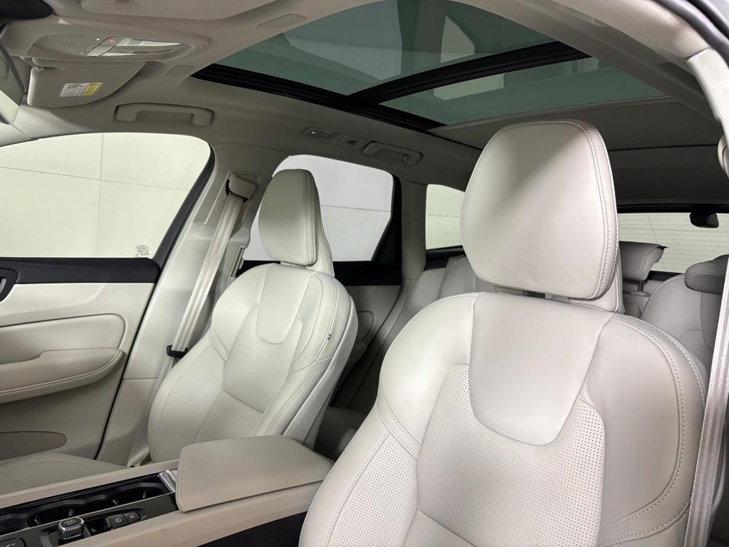 new 2026 Volvo XC60 Plug-In Hybrid car, priced at $73,510