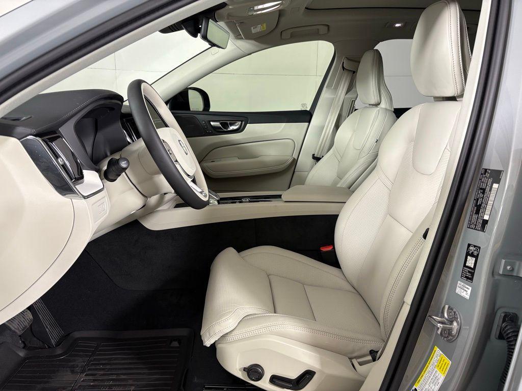 new 2026 Volvo XC60 Plug-In Hybrid car, priced at $73,010