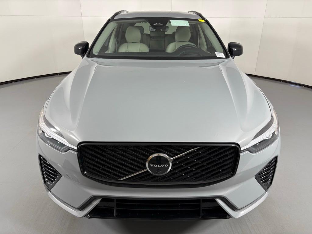 new 2026 Volvo XC60 Plug-In Hybrid car, priced at $73,510