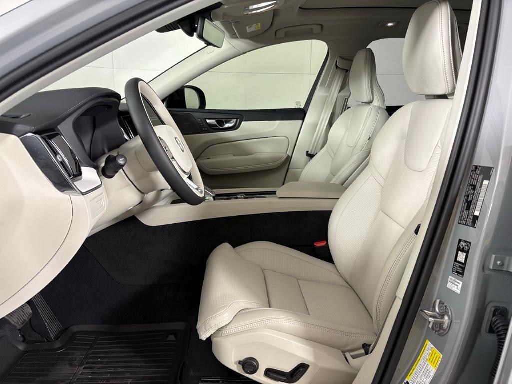 new 2026 Volvo XC60 Plug-In Hybrid car, priced at $73,510