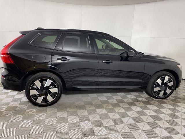 new 2025 Volvo XC60 Plug-In Hybrid car, priced at $63,235