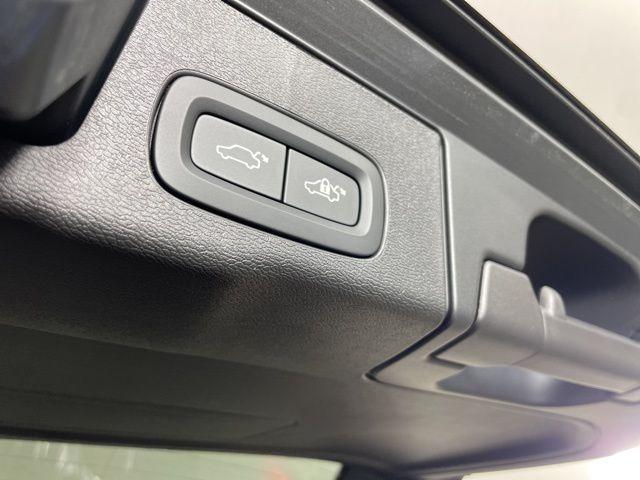 new 2025 Volvo XC60 Plug-In Hybrid car, priced at $63,235