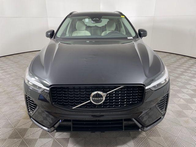 new 2025 Volvo XC60 Plug-In Hybrid car, priced at $63,235