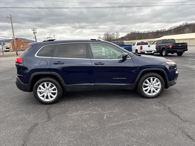 used 2016 Jeep Cherokee car, priced at $12,990