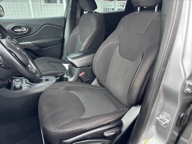 used 2019 Jeep Cherokee car, priced at $14,490