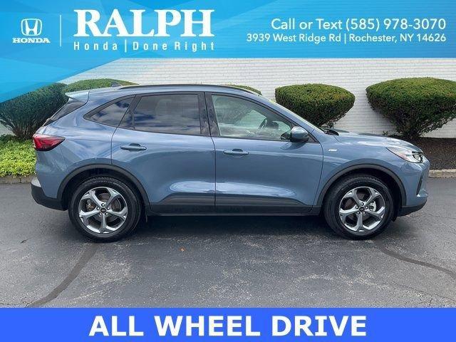 used 2025 Ford Escape car, priced at $23,900