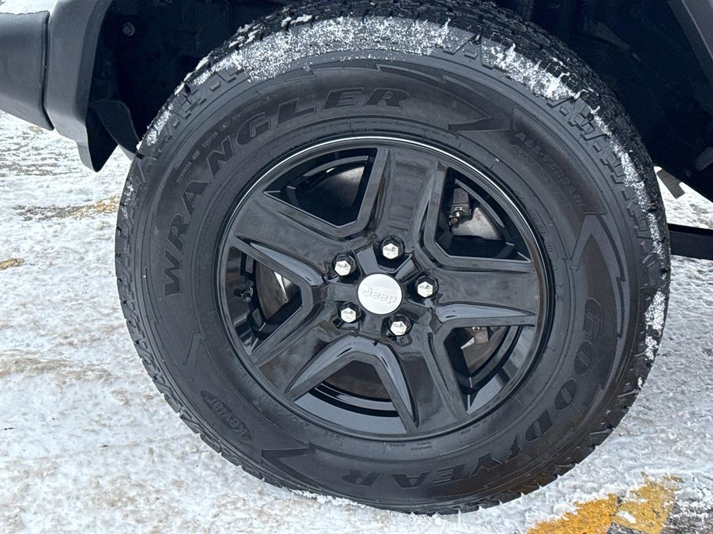 used 2020 Jeep Gladiator car, priced at $26,995