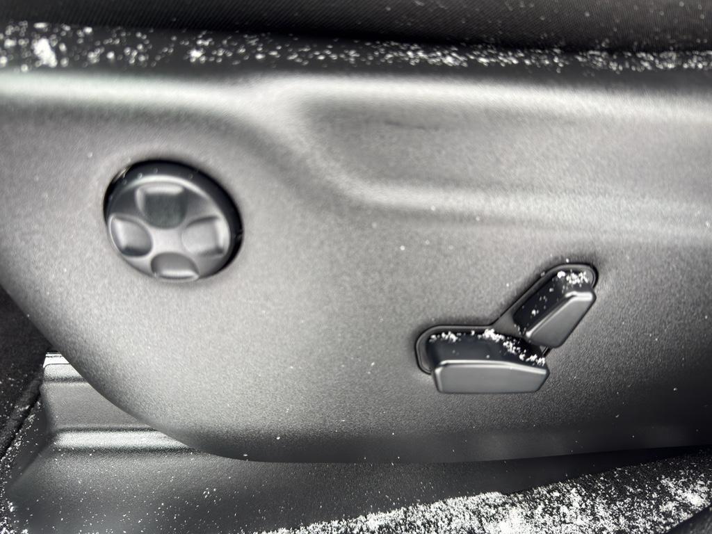 used 2021 Jeep Grand Cherokee car, priced at $27,995