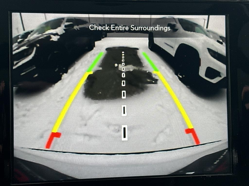 used 2021 Jeep Grand Cherokee car, priced at $27,995