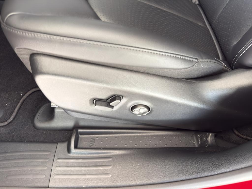 new 2026 Chrysler Pacifica car, priced at $46,499