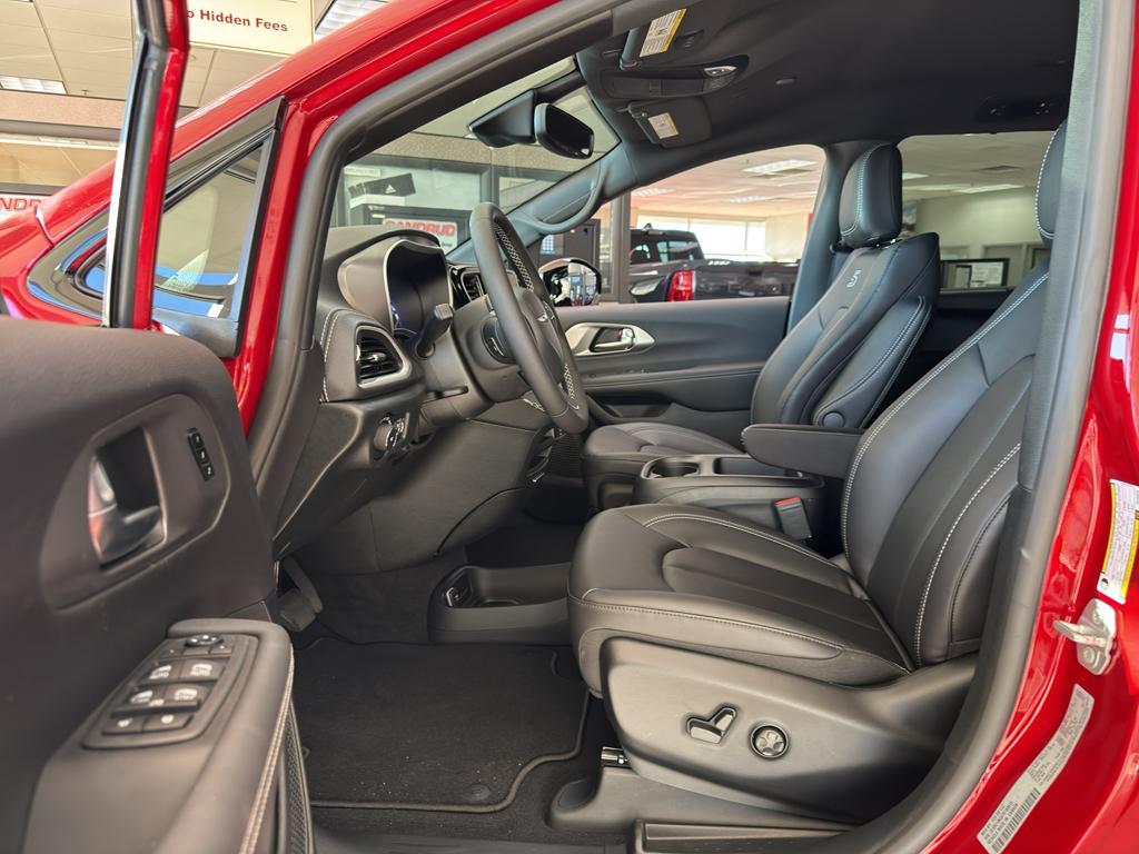 new 2026 Chrysler Pacifica car, priced at $46,499