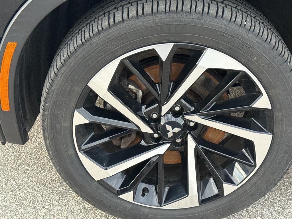 used 2022 Mitsubishi Outlander car, priced at $21,995