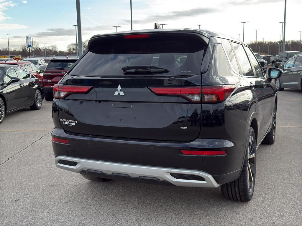 used 2022 Mitsubishi Outlander car, priced at $21,995