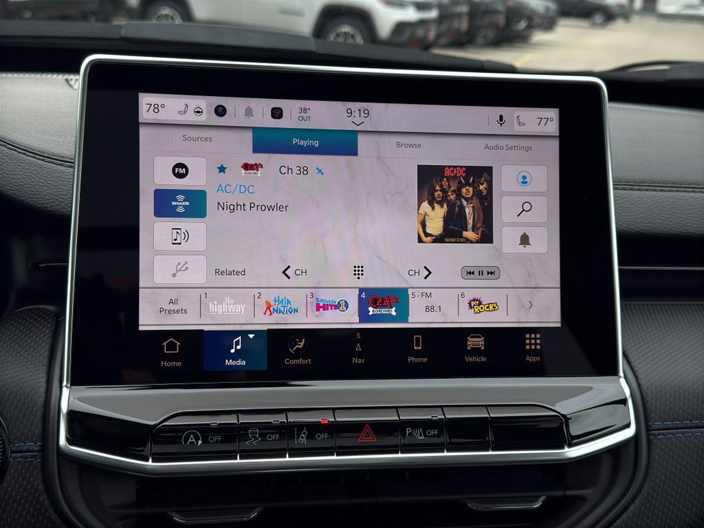 new 2026 Jeep Compass car, priced at $39,427