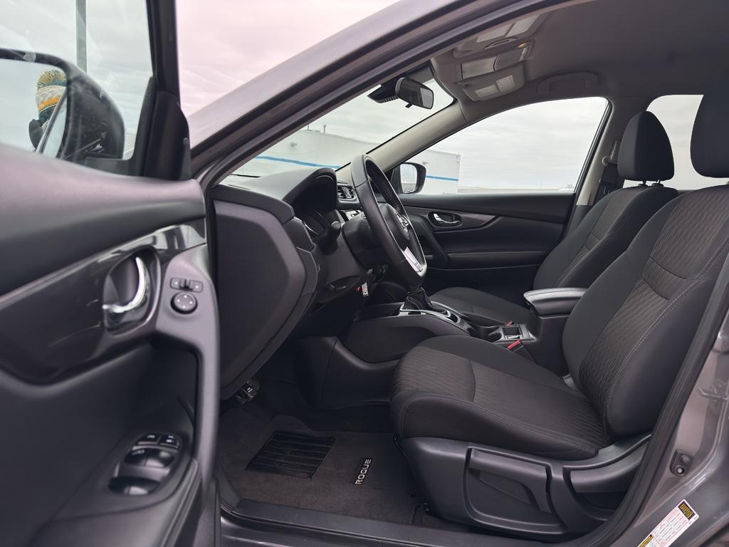 used 2020 Nissan Rogue car, priced at $15,290