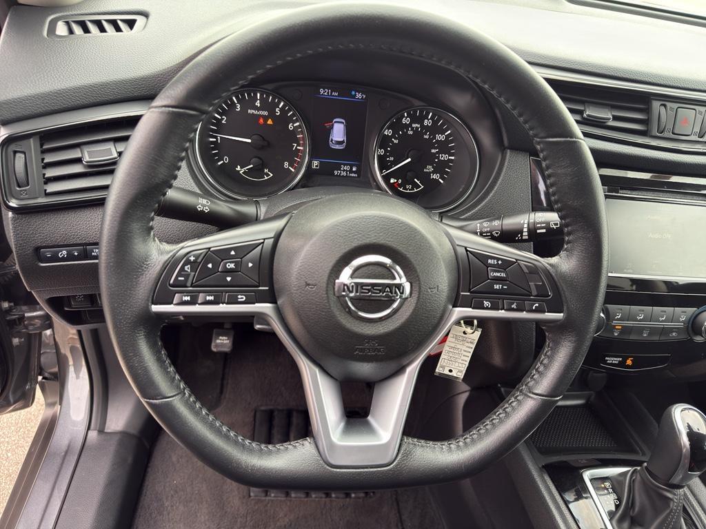 used 2020 Nissan Rogue car, priced at $15,290