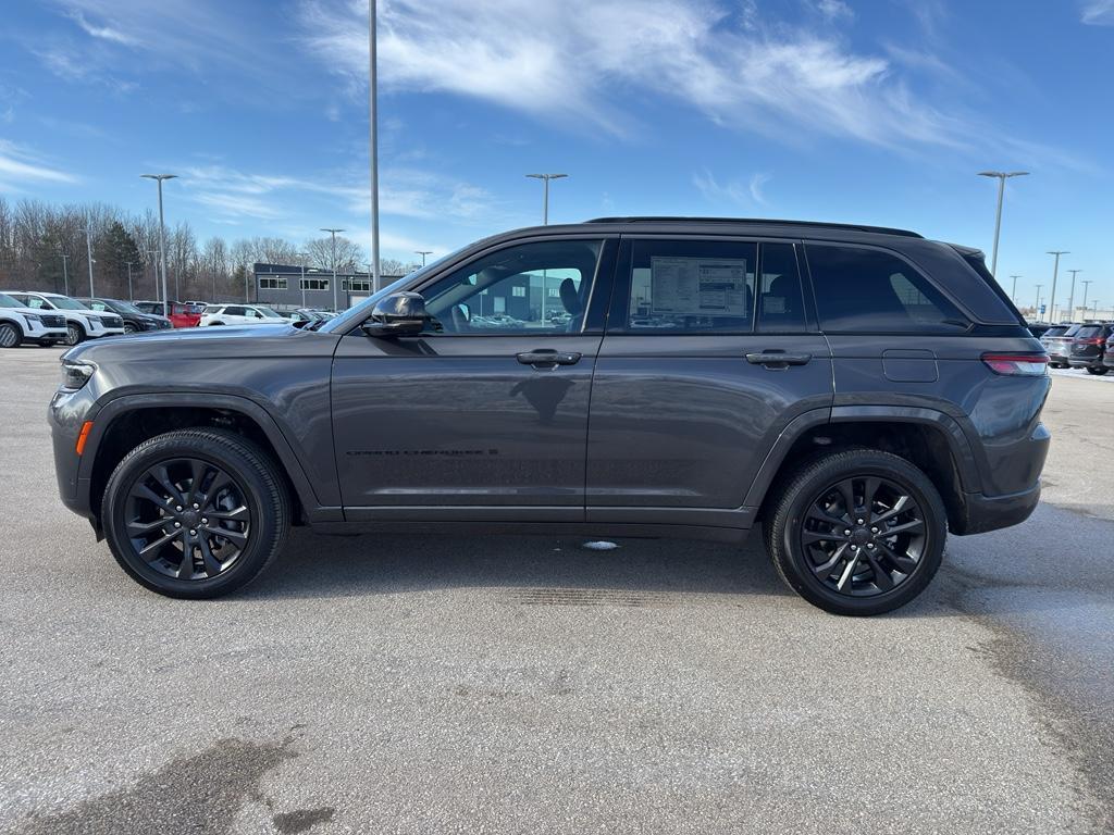 new 2026 Jeep Grand Cherokee car, priced at $56,061