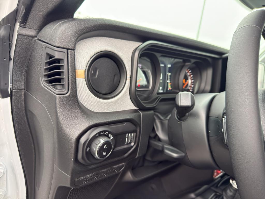 new 2026 Jeep Gladiator car, priced at $53,499