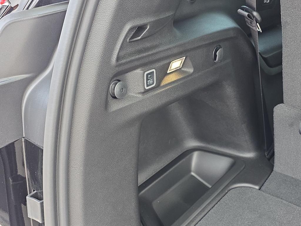 new 2025 Jeep Grand Cherokee L car, priced at $48,063